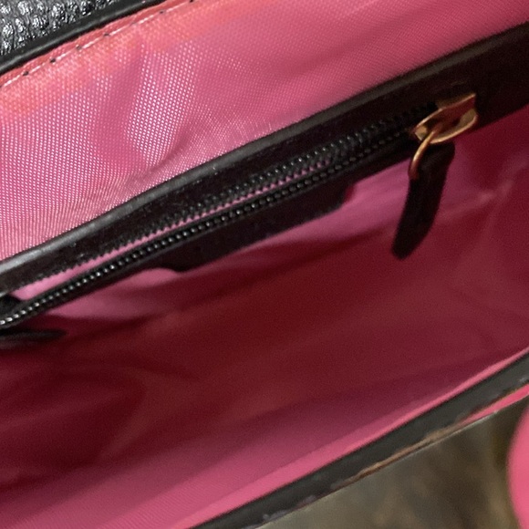 BCBG crossbody bag - Picture 4 of 6